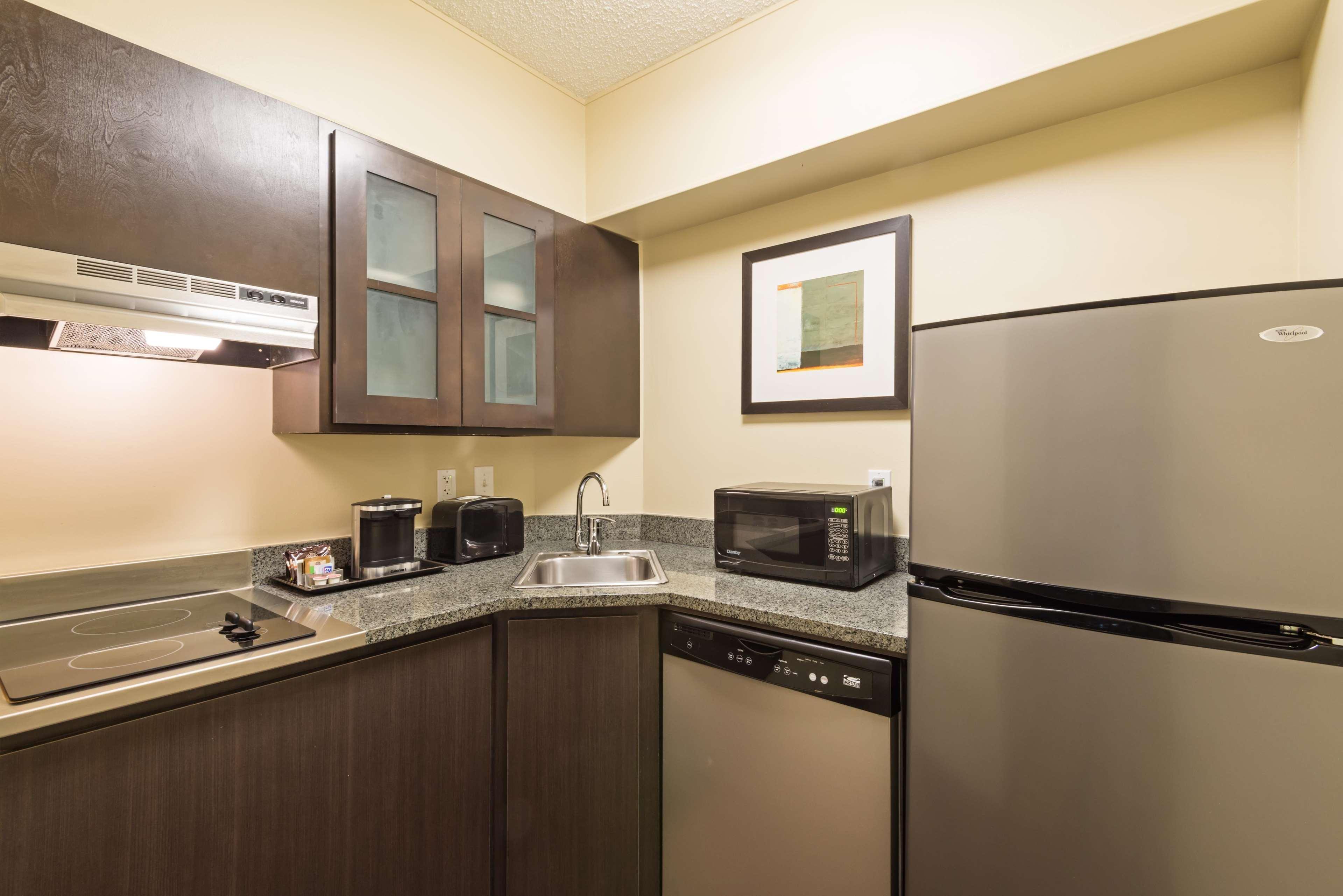 Doubletree Suites By Hilton Austin Downtown Capitol Ngoại thất bức ảnh