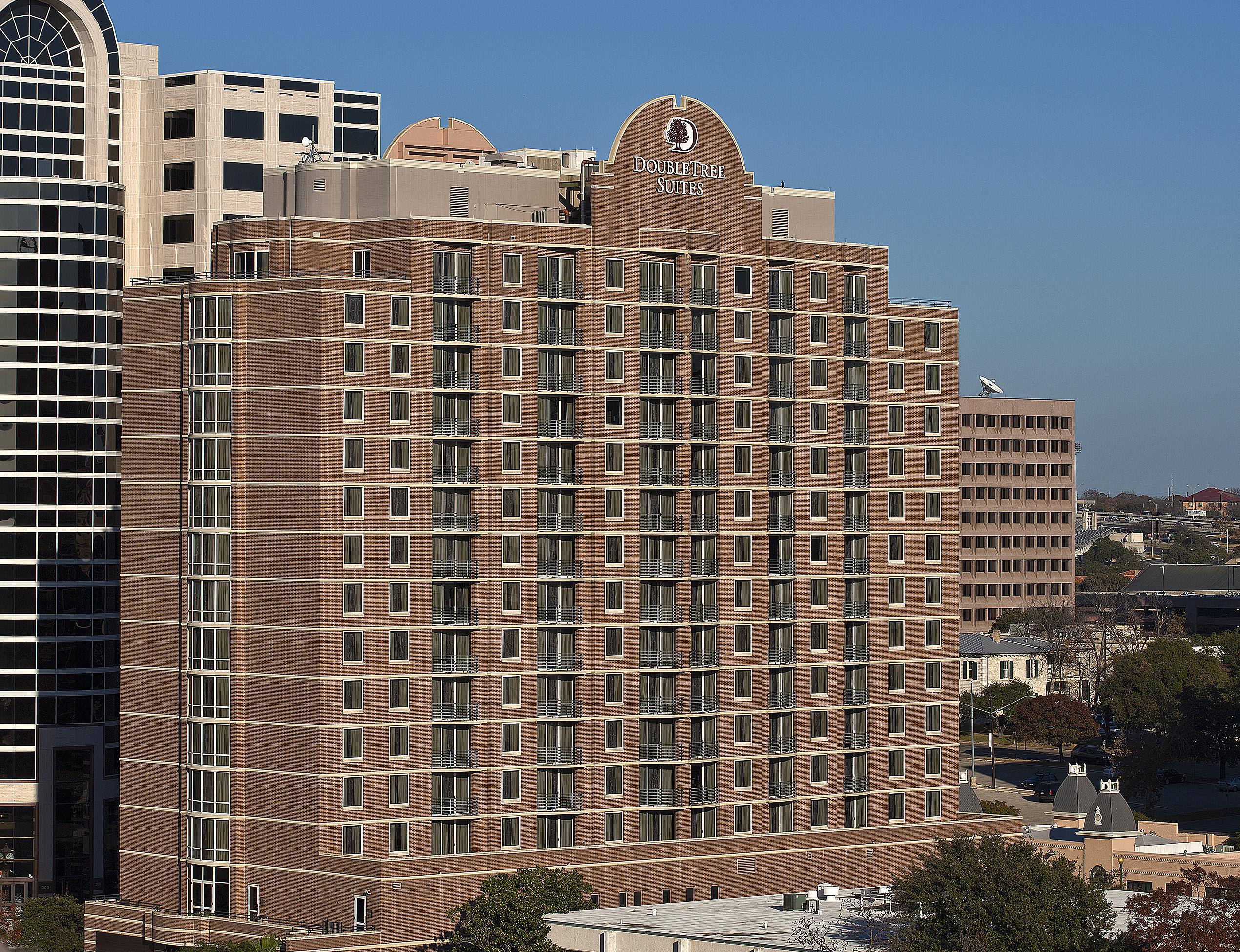 Doubletree Suites By Hilton Austin Downtown Capitol Ngoại thất bức ảnh