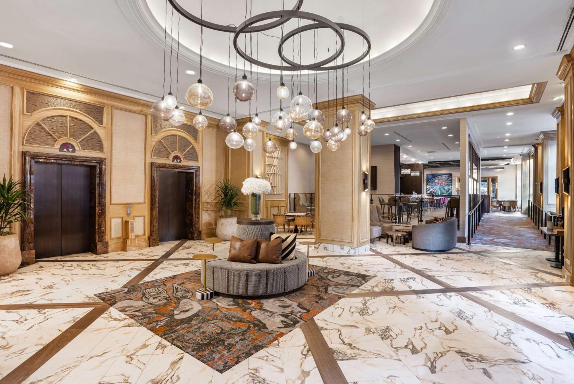 Doubletree Suites By Hilton Austin Downtown Capitol Ngoại thất bức ảnh